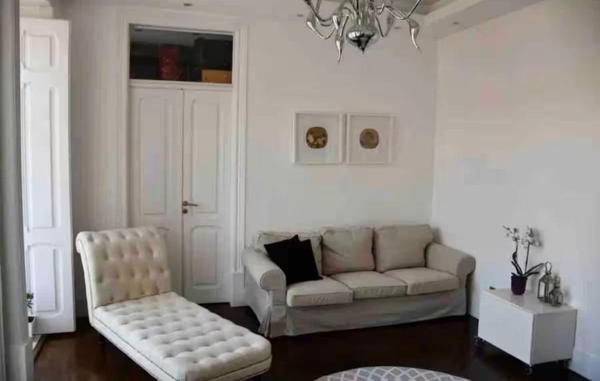 Quarto em Acomodações Particulares Casa Iza Lisboa